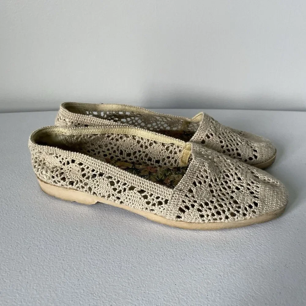 Pier Ten Vintage Cottagecore Knit Crochet Flats Slip-On Shoes Beige Women's 8.5